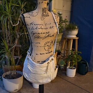 MICHAEL Michael Kors White Crossbody Bag with Gold Hardware